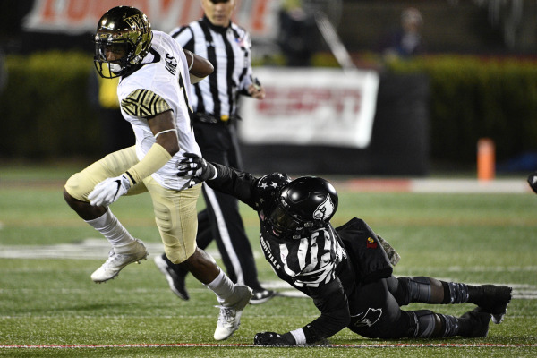 Wake Forest fails to close against Louisville