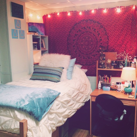 Dorm Decorating: Tips and Tricks for your First Year