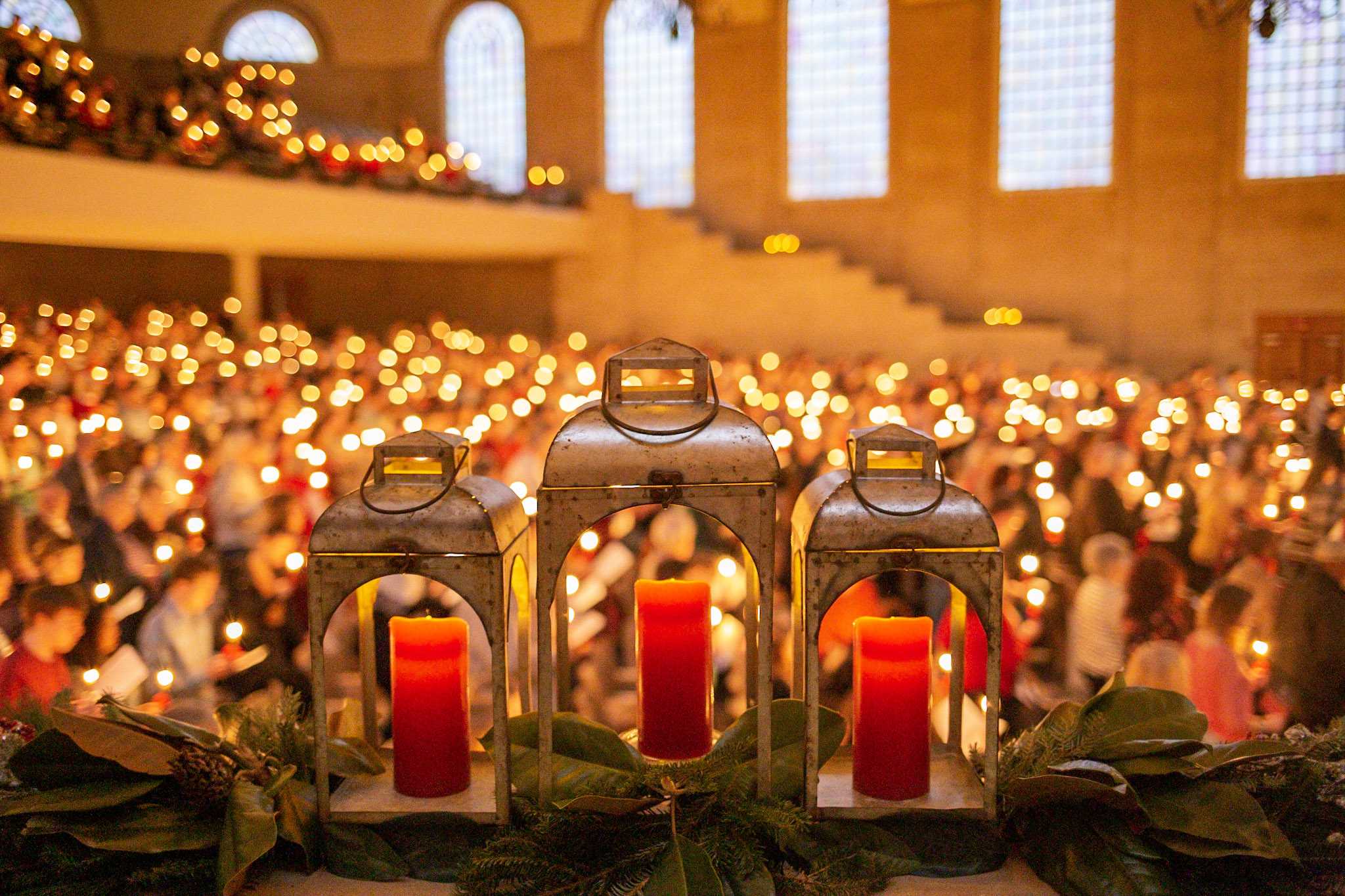 The service featured a candle lighting ceremony that united the crowd under the theme of Lovefeast. The event first began in December 1965 and has become a tradition since.