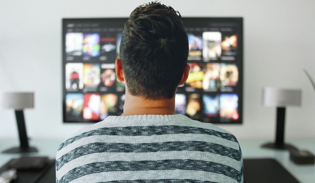 The Real Reasons Behind Why You Binge-Watch