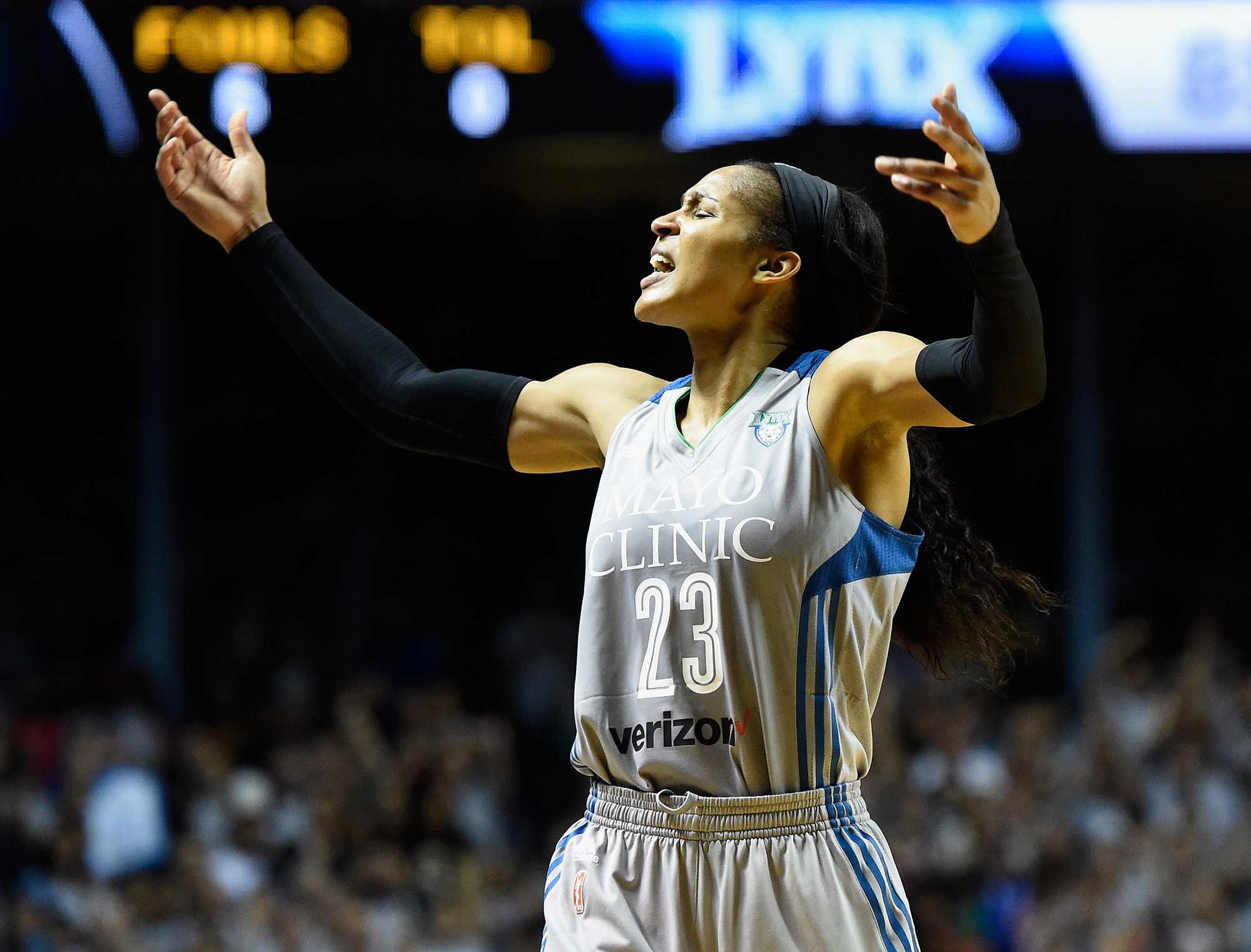 Maya Moore of the Minnesota Lynx pumps up the crowd in the final minute of Game Five of the WNBA Finals against the Los Angeles Sparks on October 4, 2017, in Minneapolis. (Hannah Foslien/Getty Images/TNS)