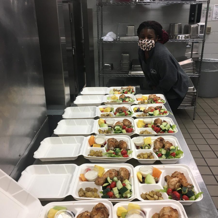 Over 600 meal items are prepped by Campus Kitchen for their annual Turkeypalooza event.