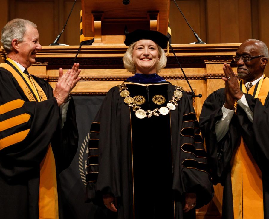 President+Susan+Wente+poses+after+her+investiture.