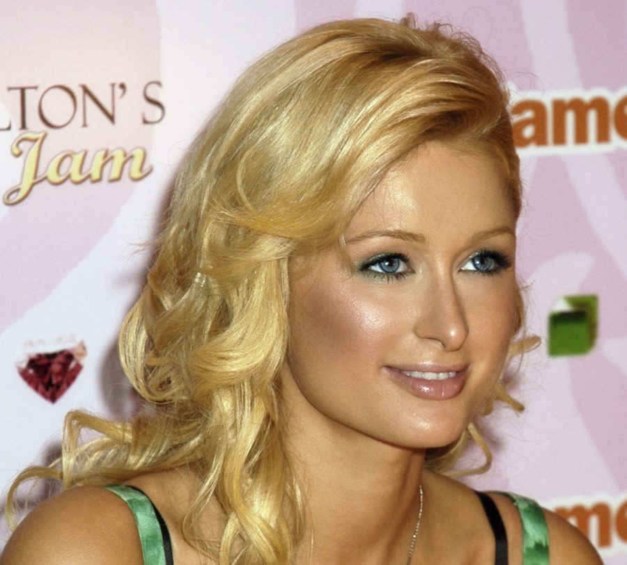 Paris+Hilton+promotes+her+video+game%2C+Jewel+Jam%2C+during+a+2010+video+game+convention.