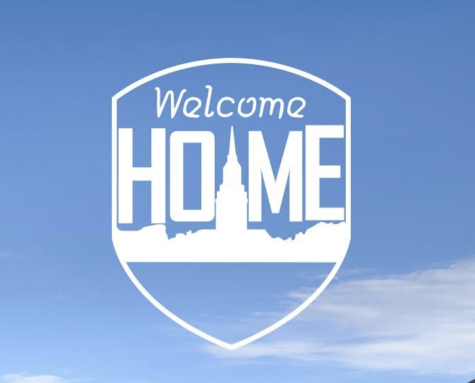 A graphic in students housing portal welcomes them home.