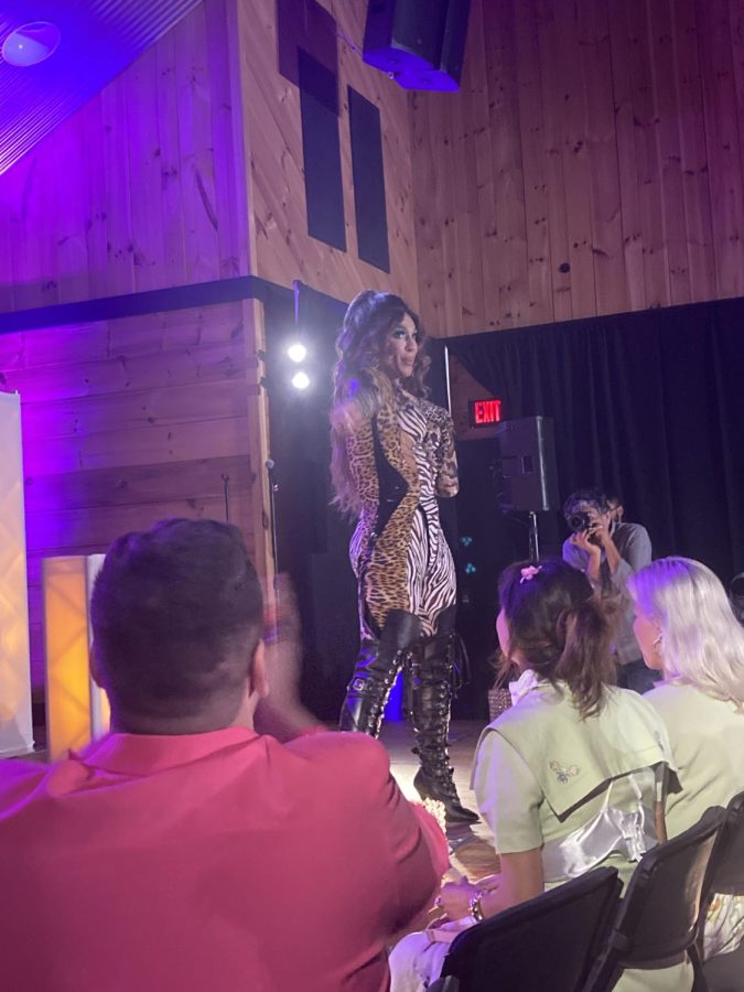 A drag performer performs at a Student Union event.