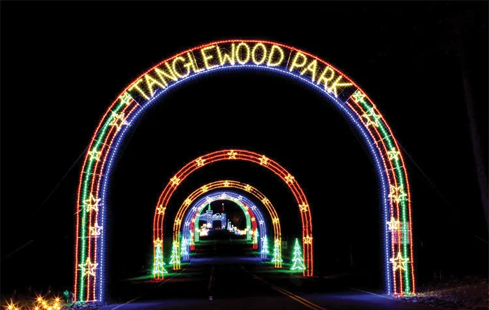 The+annual+Tanglewood+Festival+of+Lights+offers+Wake+students+a+festive+and+stress-free+tradition+in+Winston-Salem+ahead+of+the+holiday+season.+%28Courtesy+of+Forsyth+County%29