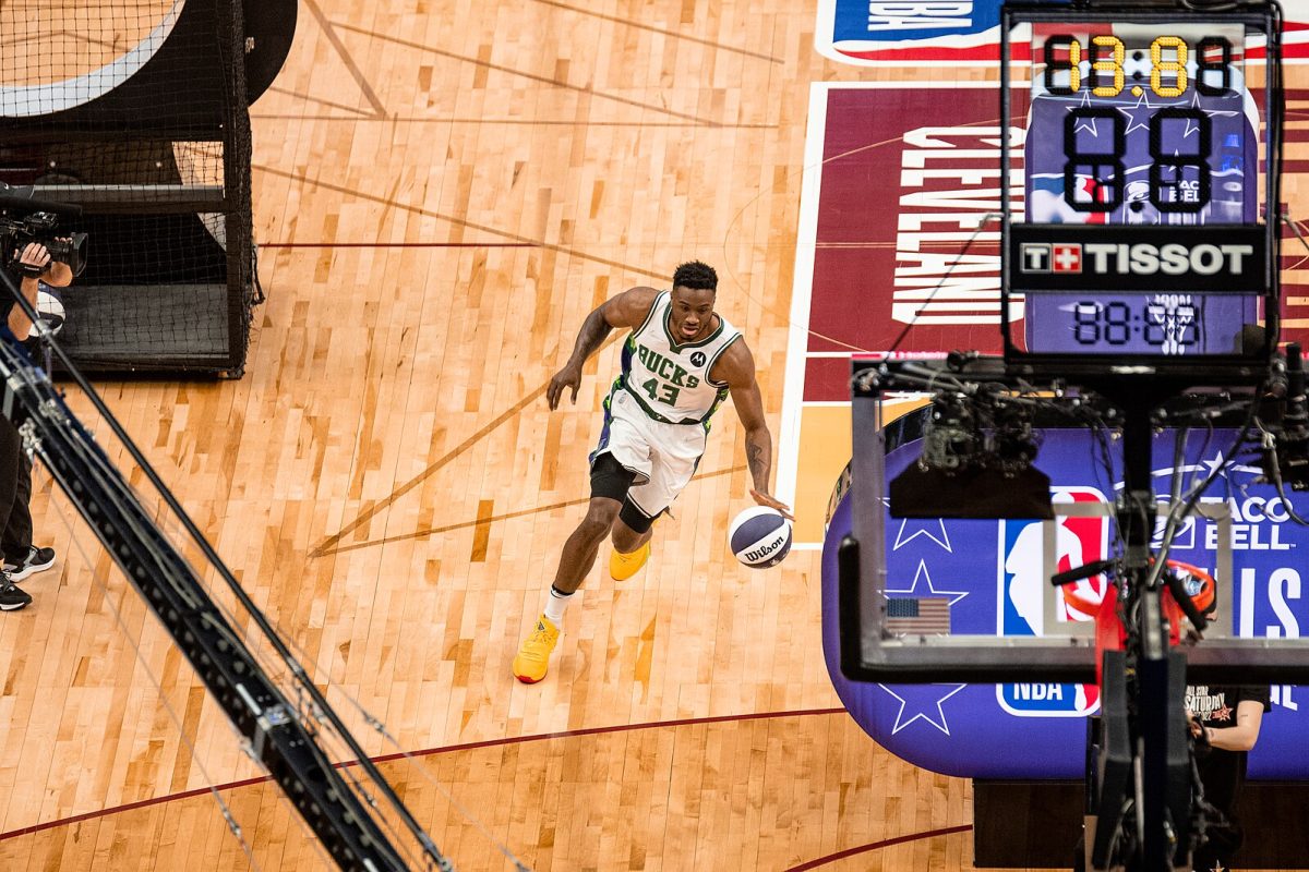 Milwaukee Bucks player Thanasis Antetokounmpo (43) attempts the All-Star Skills Challenge during All-Star Weekend in Cleveland, Ohio. (Photo Courtesy of Wikimedia Commons)