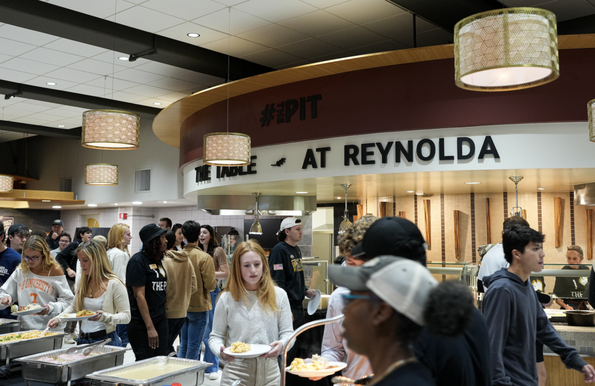 Students poured into the Pit to eat a Thanksgiving feast and be in community with one another.