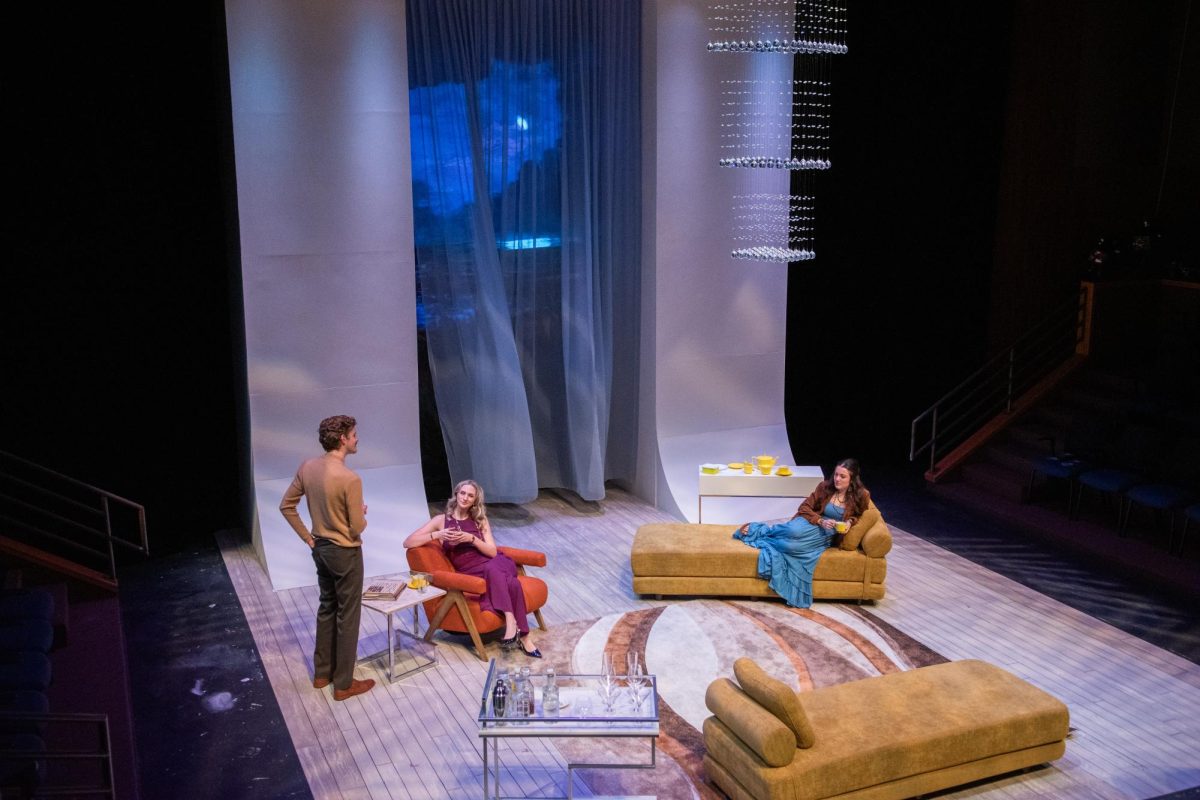 The set of Old Times was designed with a 1970s aesthetic.